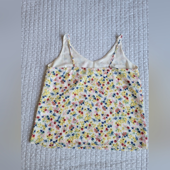 EUC Size S Banana Republic Tank Top Blouse. Lightweight and Lined. Beautiful. - Picture 7 of 10